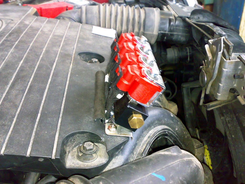 Ford Fusion 1.4i mot FXJA (5).jpg