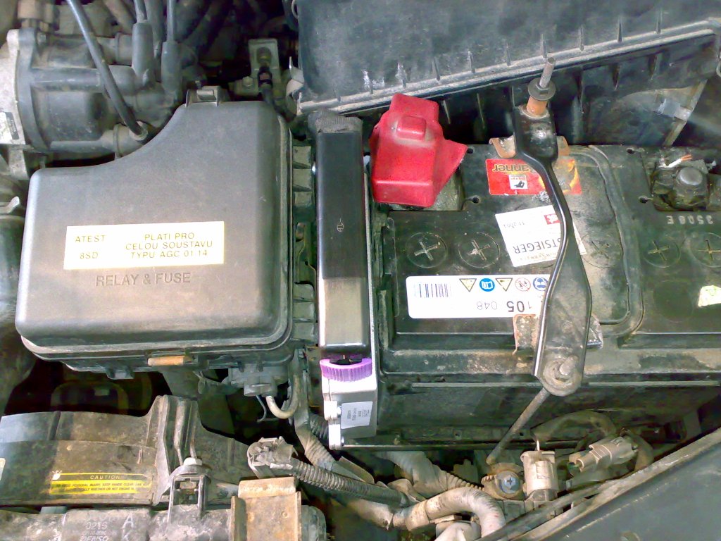 Toyota CarinaE 1.6 mot.4AFE (1).jpg