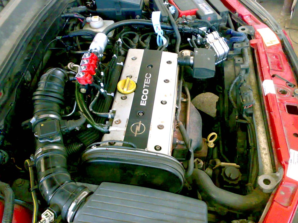 Opel Vectra 1.8  mot.X18XE (1).jpg